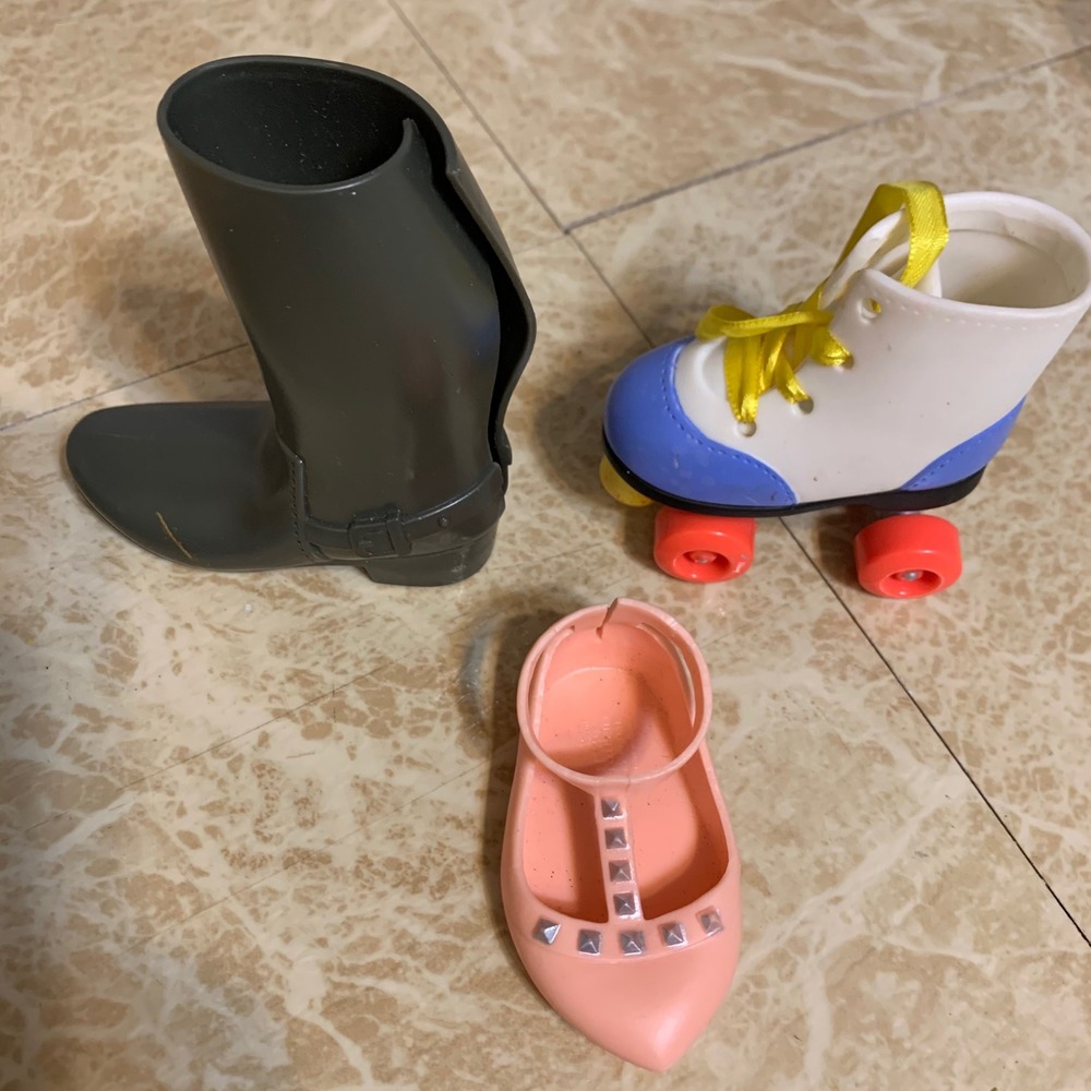Our Generation Geoffrey LLC 18" Doll Shoes Lot Boots Roller Skate Flats 3pc